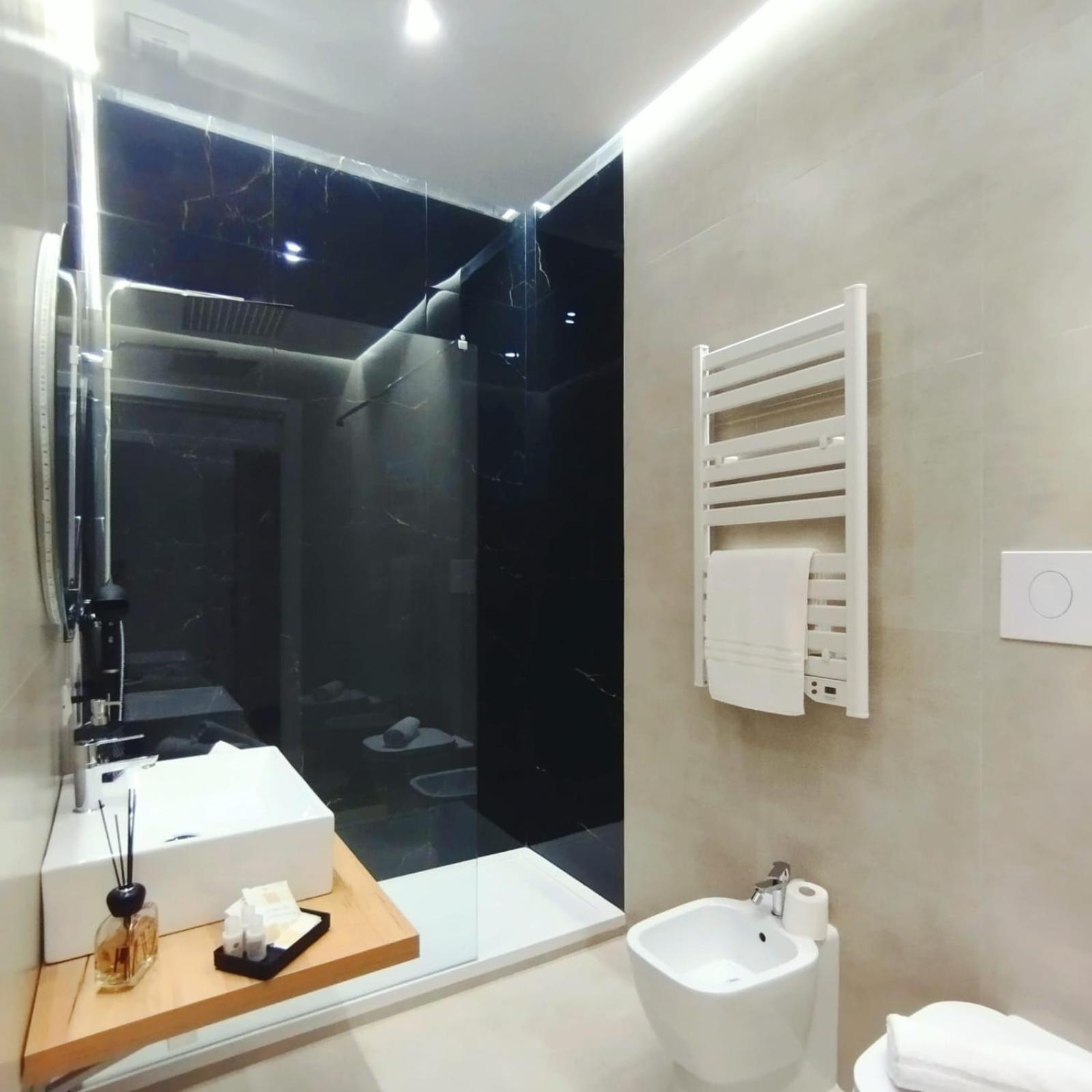 Agatha Modern Elegant Rooms Сант'Агата-ди-Милите Экстерьер фото